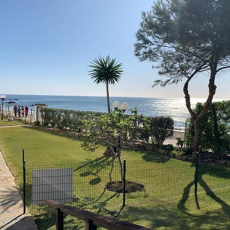 Apartament Aguamarina On The Beach Front Apartment Михас Коста Екстериор снимка