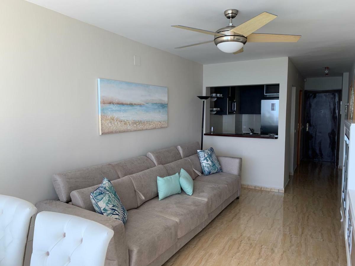 Apartament Aguamarina On The Beach Front Apartment Михас Коста Екстериор снимка