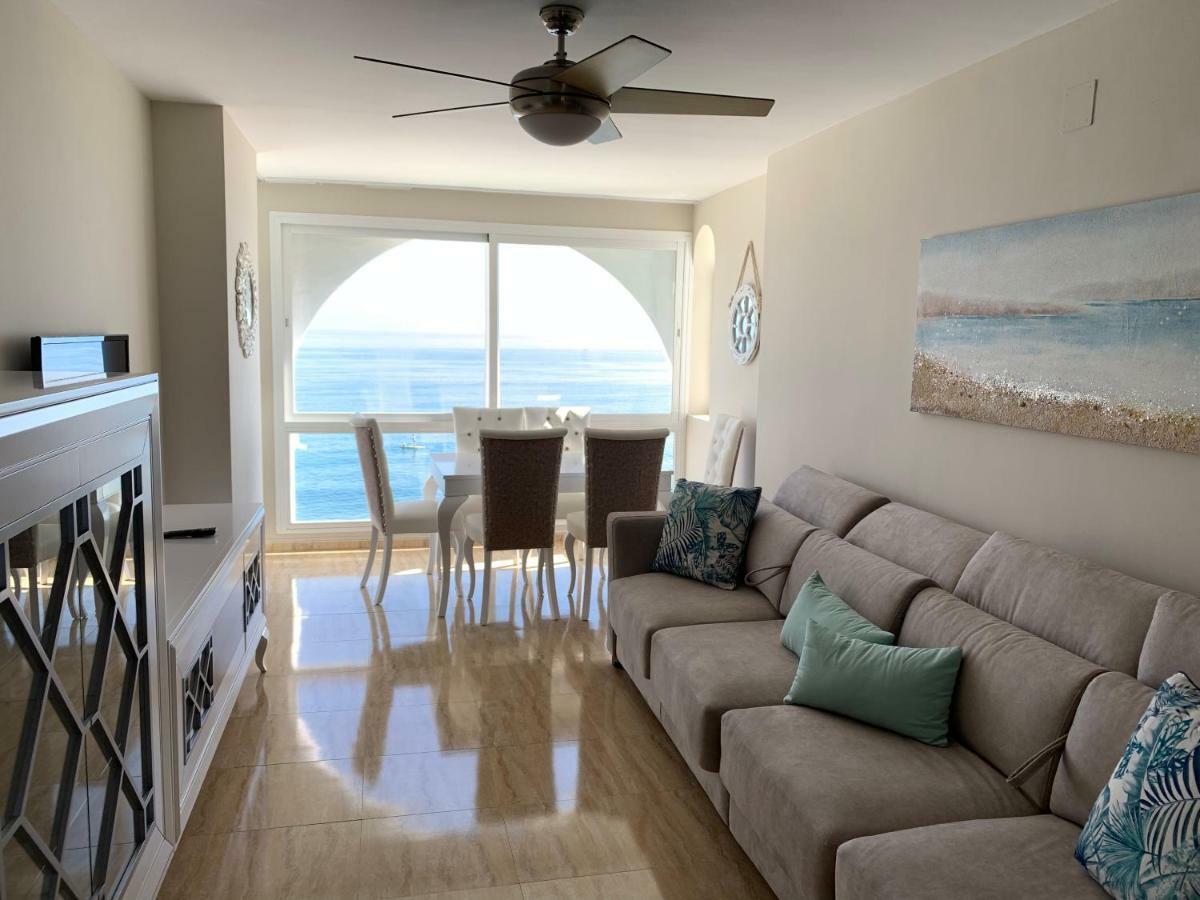 Apartament Aguamarina On The Beach Front Apartment Михас Коста Екстериор снимка