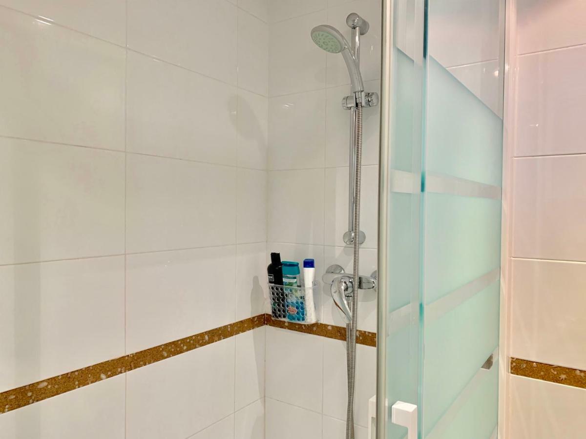 Apartament Aguamarina On The Beach Front Apartment Михас Коста Екстериор снимка