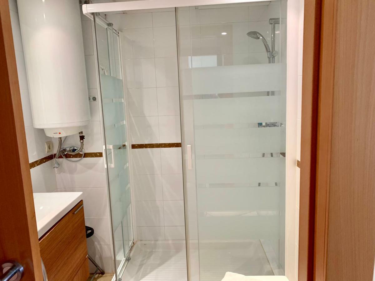 Apartament Aguamarina On The Beach Front Apartment Михас Коста Екстериор снимка